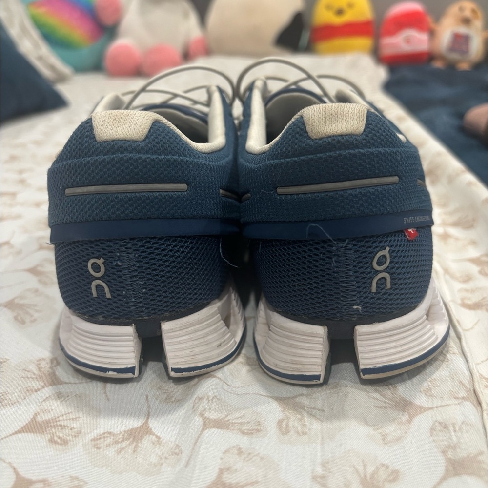 On Running women  Navy and White Athletic Shoes - Picture 3 of 6